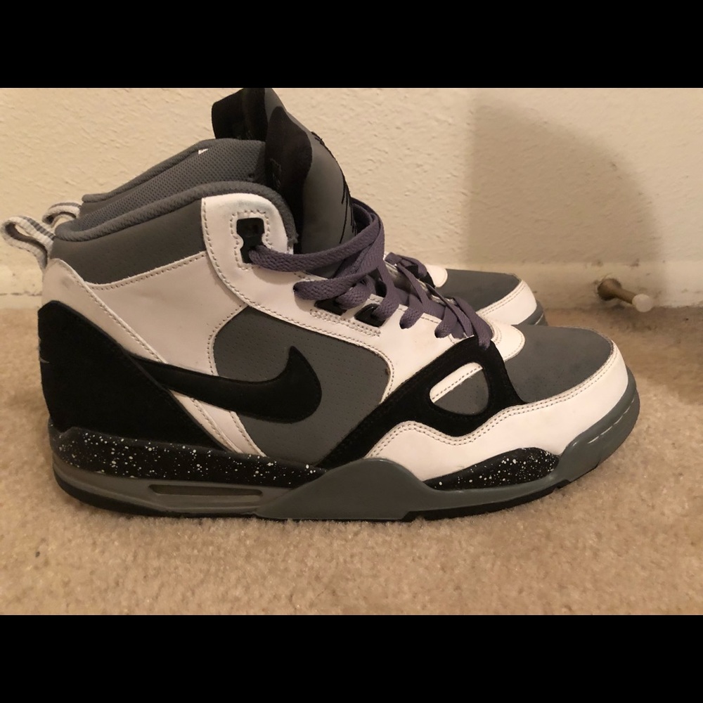 Men’s Nike Air Sneakers